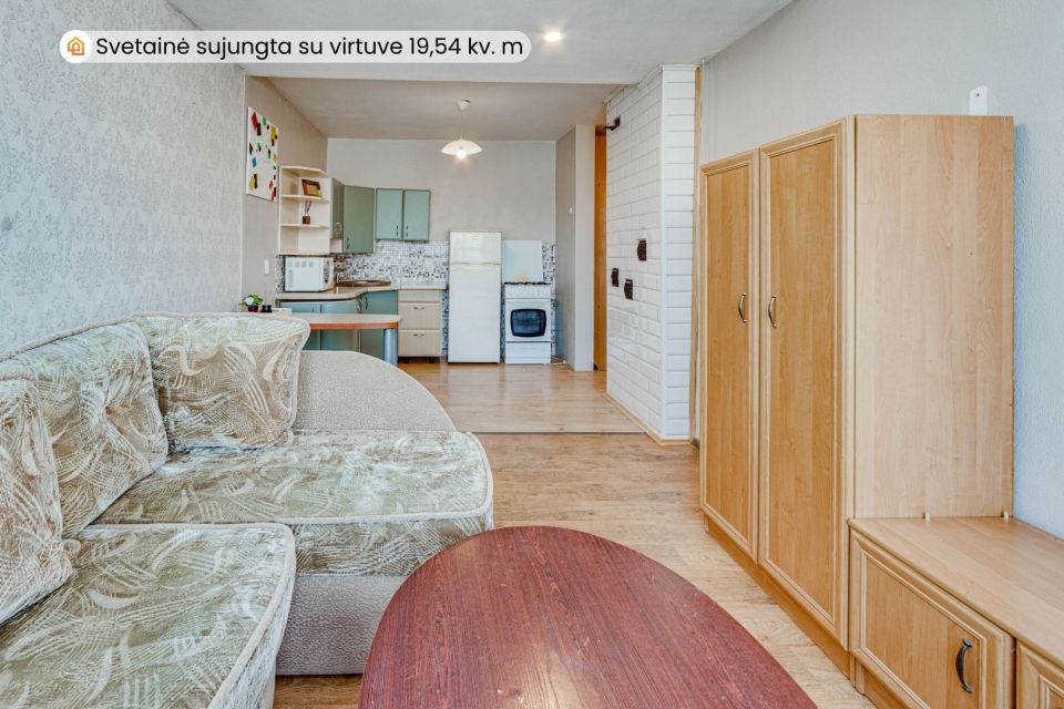 Parduodami du butai – 2 kambarių ir šalia esantis 1 kambario butas Pievų  g. 4, Radviliškyje