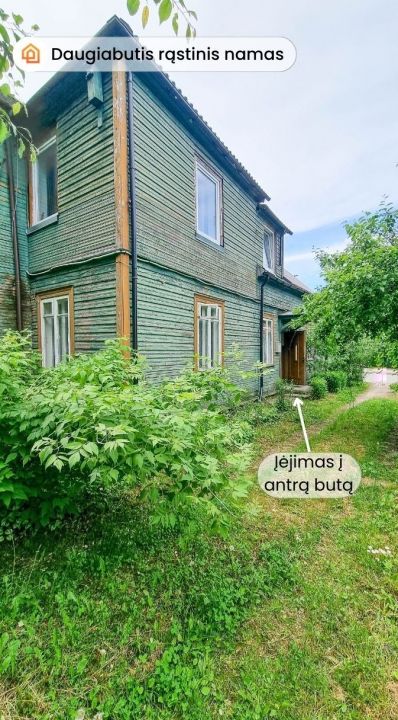 Parduodami du butai pačiame miesto centre besiribojančius su parku, Vaisių g. 6, &Scaron;iauliai