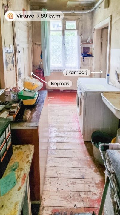 Parduodami du butai pačiame miesto centre besiribojančius su parku, Vaisių g. 6, &Scaron;iauliai