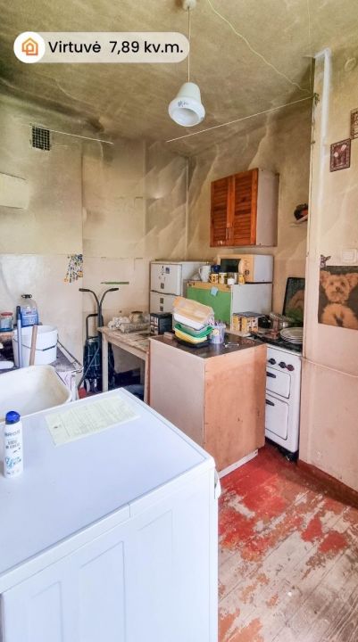 Parduodami du butai pačiame miesto centre besiribojančius su parku, Vaisių g. 6, &Scaron;iauliai