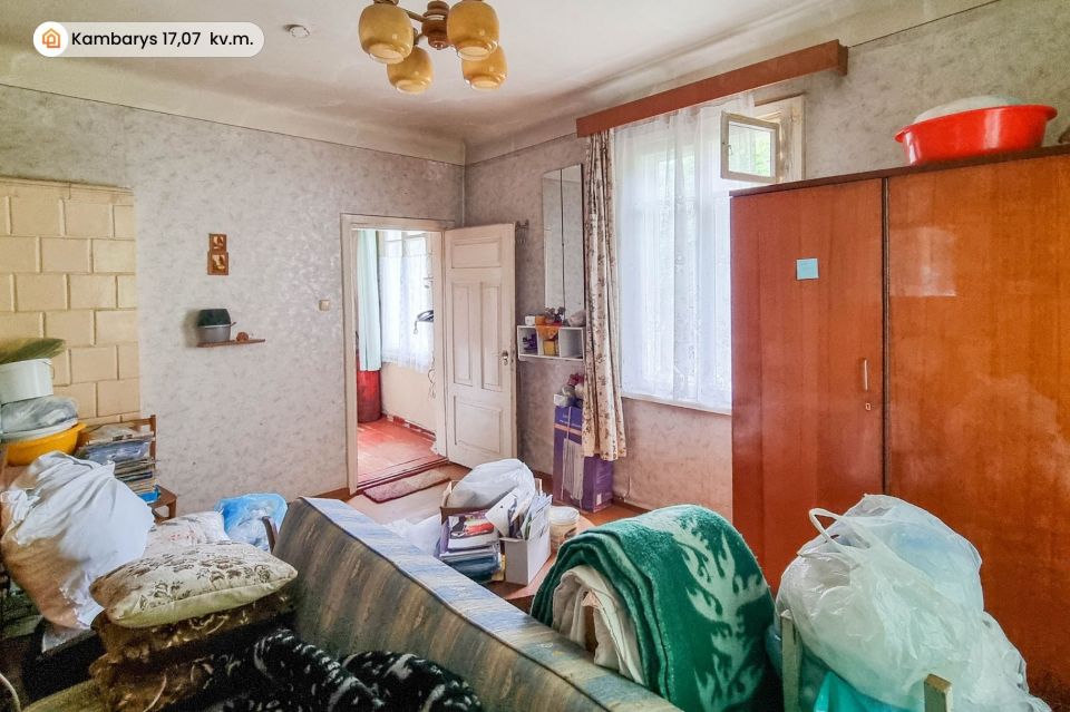 Parduodami du butai pačiame miesto centre besiribojančius su parku, Vaisių g. 6, &Scaron;iauliai