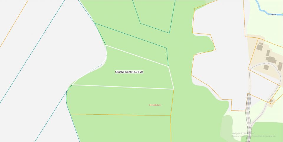 Parduodami trys sklypai, kurių bendras plotas 10,81 ha (sklypai – 8,94 ha, 1,15 ha ir 0,72 ha) žemės ūkio ir miško ūkio paskirties sklypai.