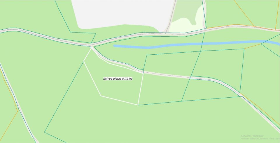 Parduodami trys sklypai, kurių bendras plotas 10,81 ha (sklypai – 8,94 ha, 1,15 ha ir 0,72 ha) žemės ūkio ir miško ūkio paskirties sklypai.