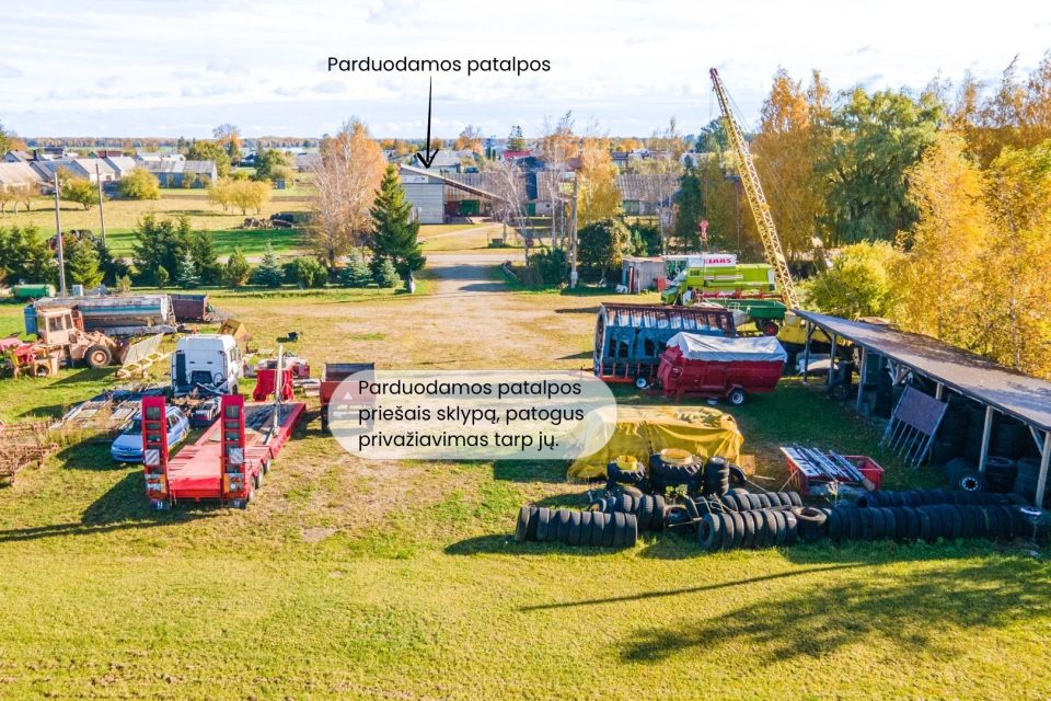 Parduodamos autoserviso patalpos su visa darbui reikalinga įranga Pakruojo r., Laipu&scaron;kių k.