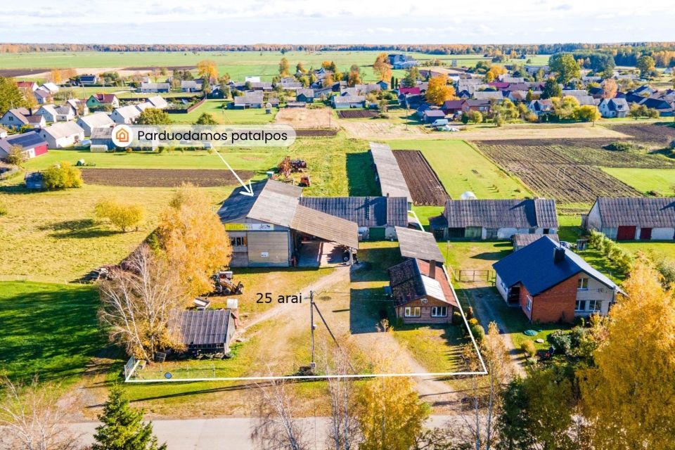 Parduodamos autoserviso patalpos su visa darbui reikalinga įranga Pakruojo r., Laipu&scaron;kių k.