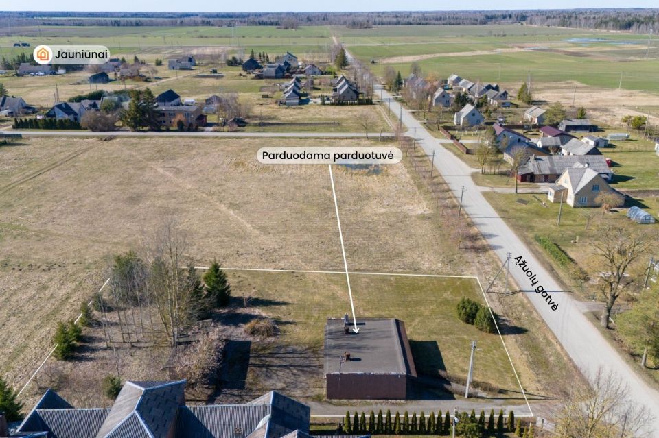 Parduodamos prekybinės paskirties komercinės patalpos Joni&scaron;kio r., Jauniūnuose, Ąžuolų g. 13