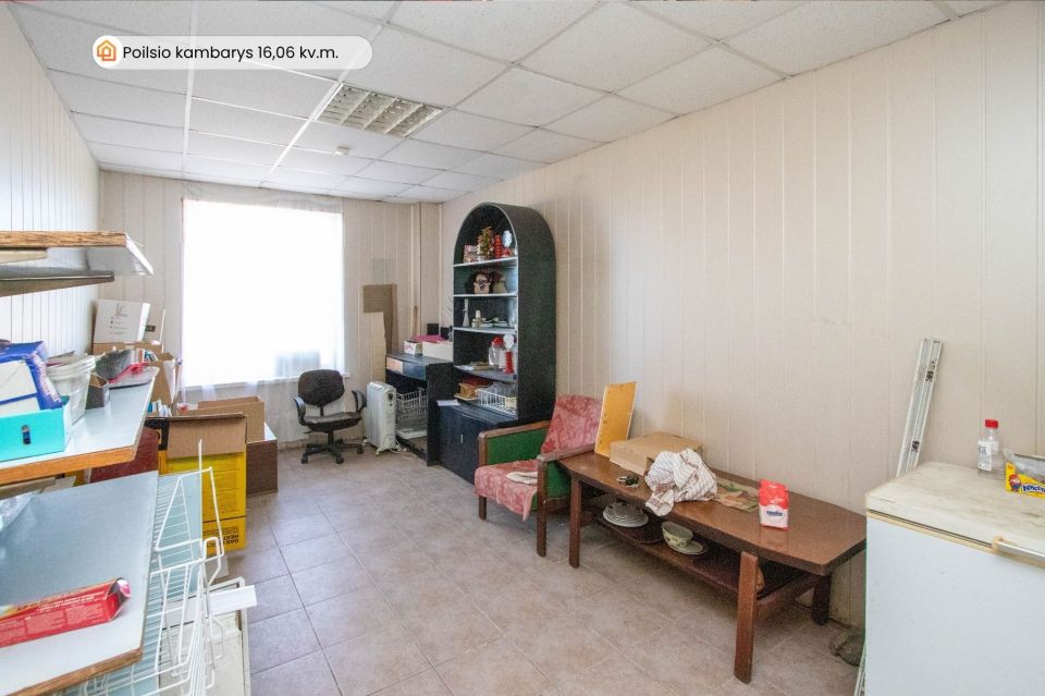 Parduodamos prekybinės paskirties komercinės patalpos Joni&scaron;kio r., Jauniūnuose, Ąžuolų g. 13