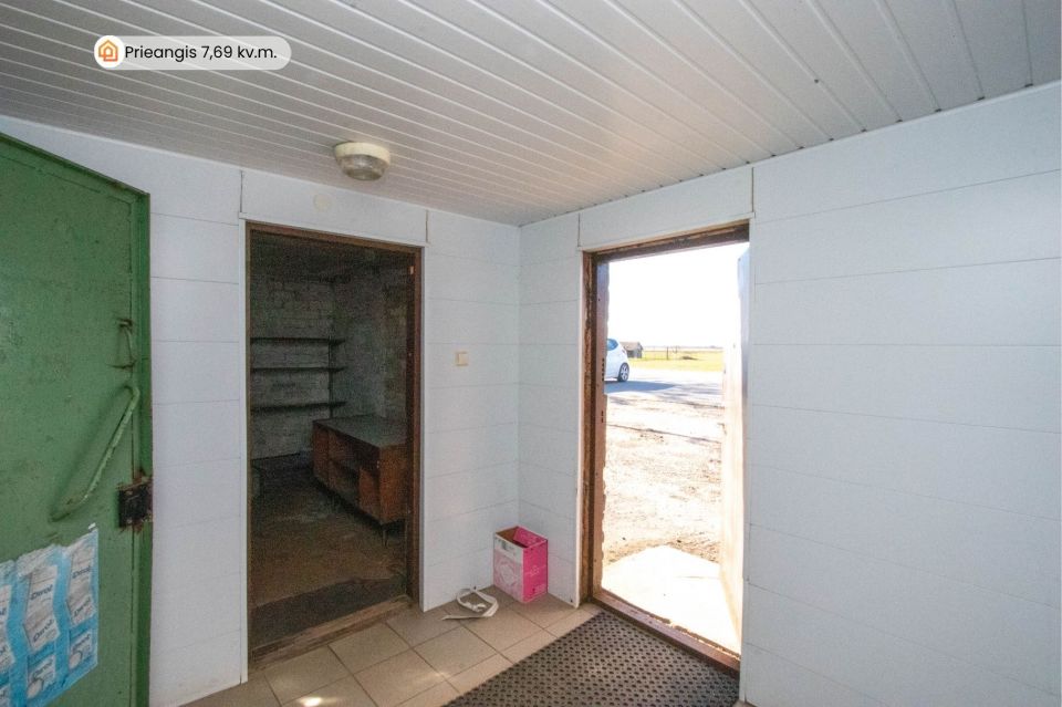 Parduodamos prekybinės paskirties komercinės patalpos, tinkamos nuomai arba nuosavam verslui adresu Mū&scaron;os g. 27, Mekių k., Joni&scaron;kio r.