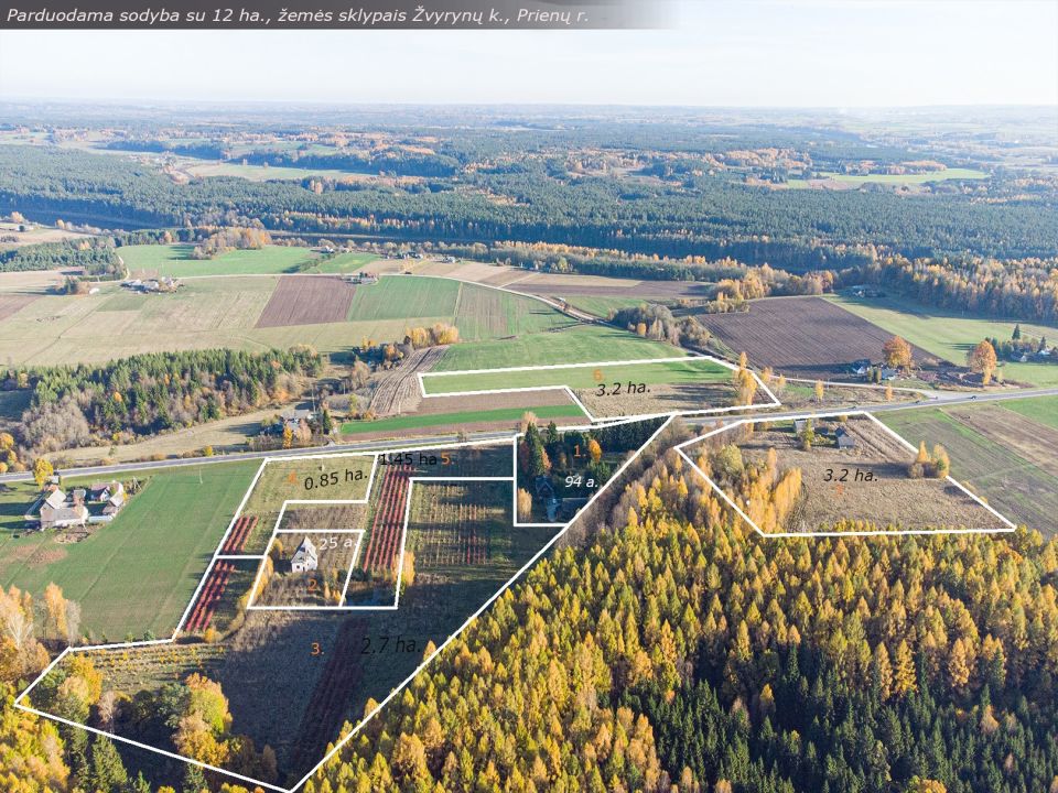 Prienų rajone, Žvyrynų k., šalia miško parduodamas mūrinis namas su 2,5 ha., žemės sklypu.