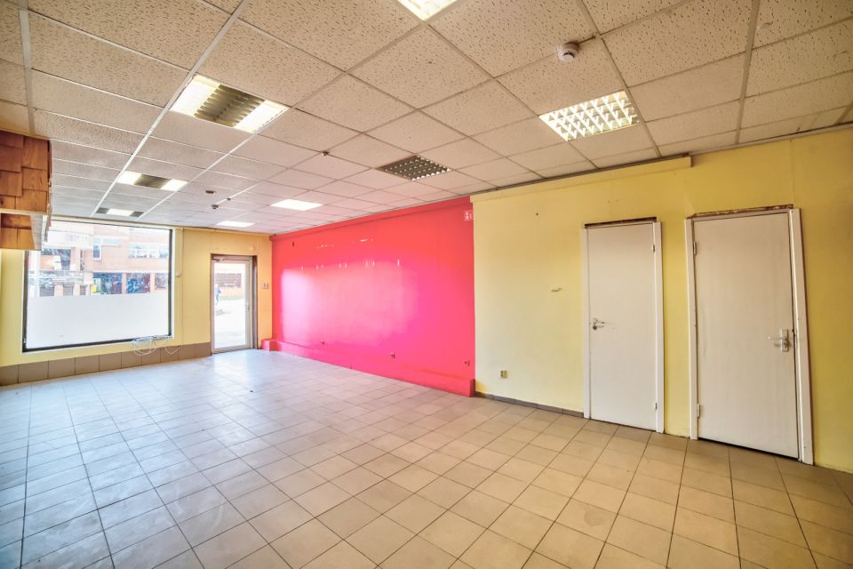 PUIKUS KOMERCINIS PASIŪLYMAS! Geroje strateginėje vietoje patalpos verslui Lyros g, Šiauliuose