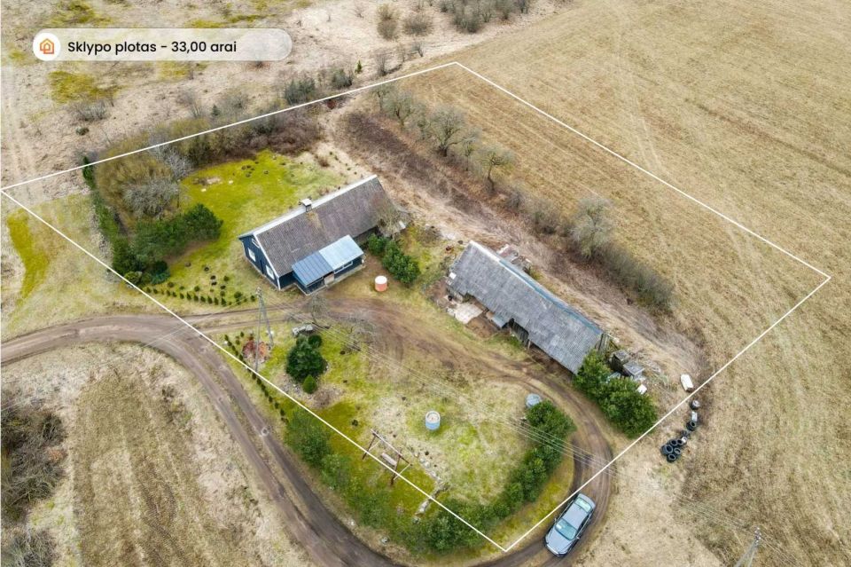 Ramioje, atokioje vietoje parduodama prižiūrėta sodyba su 33,00 arų sklypu, Kretingos rajone, Laivių k., Pievų g. 16