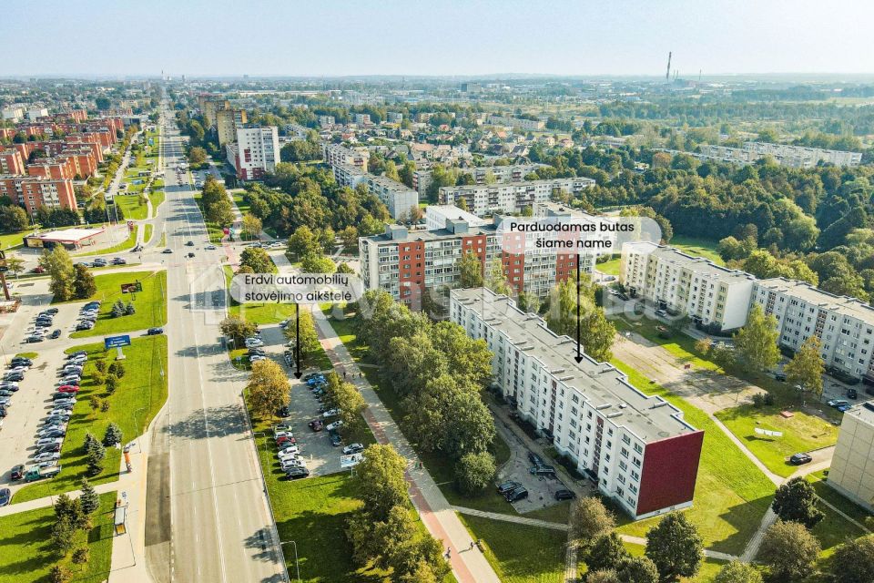 Labai maži šildymo kaštai! Parduodamas 4 kambarių butas renovuotame name V. Grinkevičiaus g. 8, Šiauliuose