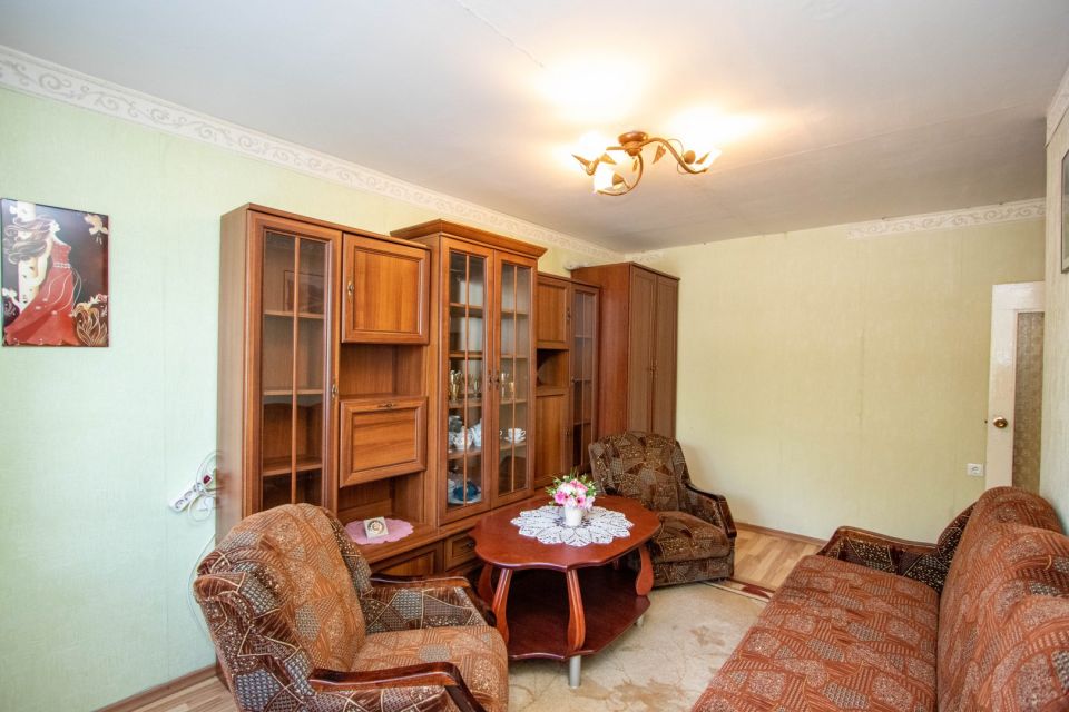 Renovuotame name i&scaron;nuomojamas 2 kambarių butas J.Basanavičiaus g. 56, &Scaron;iauliai