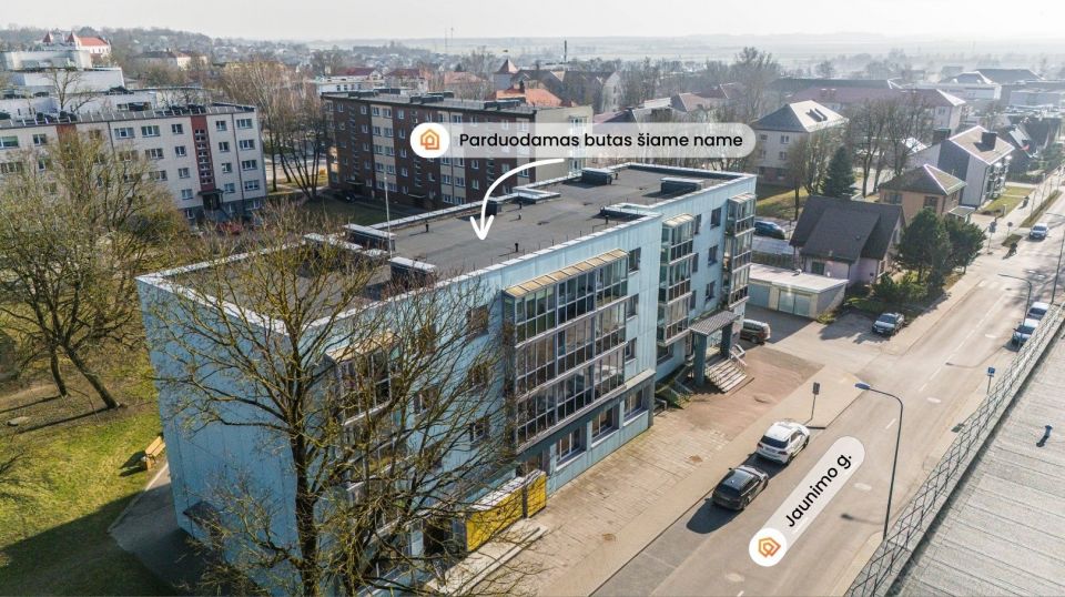 RENOVUOTAME NAME, miesto centre, parduodamas 2 kambarių butas, Jaunimo g. 14, Raseiniuose