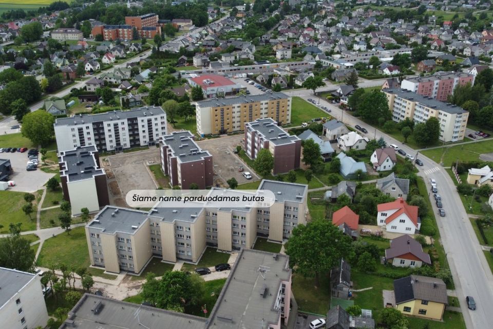 Renovuotame name parduodamas vieno kambario butas Šakių m. Vytauto g.. 19