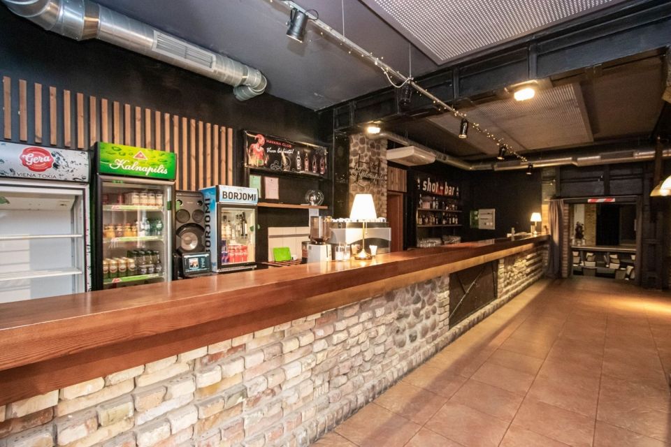 Šiaulių miesto centre, Rūdės g. 27D, parduodamas pramogų ir konferencijų kompleksas