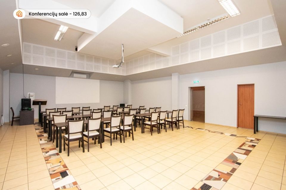 Šiaulių miesto centre, Rūdės g. 27D, parduodamas pramogų ir konferencijų kompleksas
