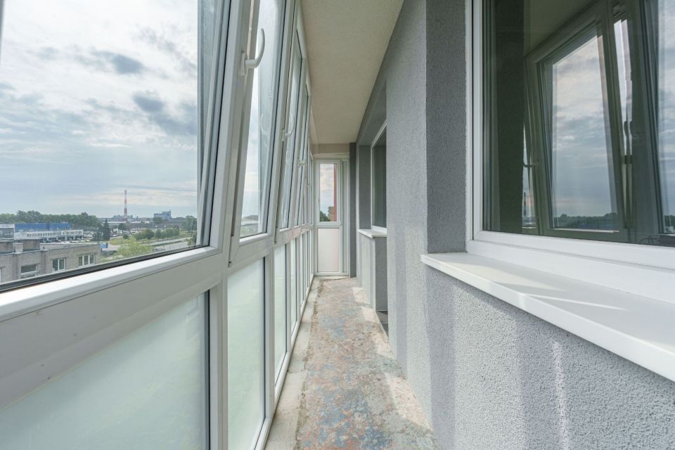 Parduodamas butas Klaipėdoje, Baltijos pr. 5 - 3 kambarių su dviem balkonais, renovuotame mūriniame name, komfortiškam gyvenimui ar investicijai