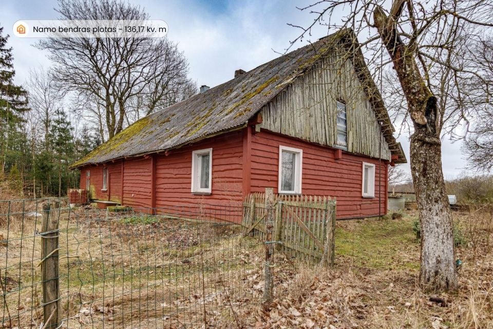 Vienkiemyje parduodama sodyba su 41,00 aro sklypu, Laivių k., Pievų g. 14, Kretingos r.