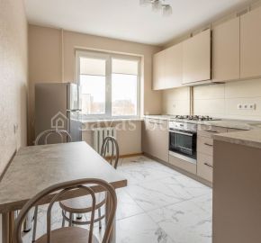 Išnuomojamas naujai suremontuotas 2 kambarių butas Molainių g. 40, Panevėžyje