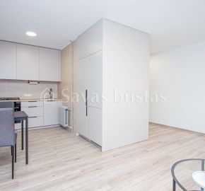 Išnuomojamas miesto centre pilnai įrengtas 2 kambarių butas, Vasario 16-osios g. 31, Šiauliuose