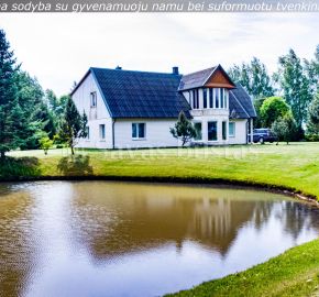Parduodama sodyba su mūriniu namu ir 141,1 arų žemės sklypu Kočėnų k., Biržų r.
