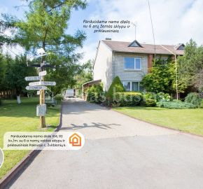 Parduodama tvarkinga ir jauki 2 auk&scaron;tų gyvenamojo namo dalis i&scaron;puoselėtoje aplinkoje Pakruojo r., Žvirblonių k., Simani&scaron;kių g. 21.