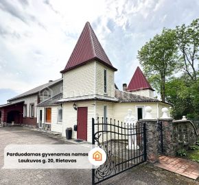 Parduodamas erdvus ir funkcionalus 236,76 kv. m gyvenamas namas Rietave – puikus pasirinkimas šeimai arba komercinei veiklai