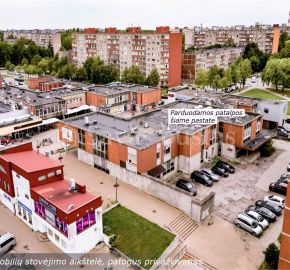 Strategiškai geroje vietoje parduodamos administracinės paskirties patalpos Taikos pr., Klaipėdoje.