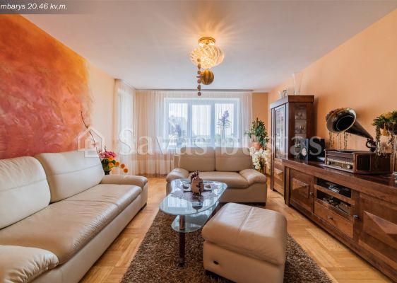 Parduodamas Šiaulių mieste, 4 k. ERDVUS, NESTANDARTINIO IŠPLANAVIMO BUTAS