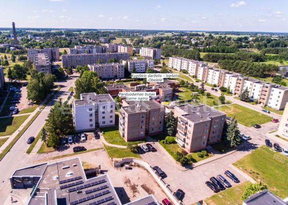 GERA KAINA! 3-JŲ KAMARIŲ BUTAS,  2-AME AUKŠTE P. MAŽYLIO G. KUPIŠKIO MIESTE!!!