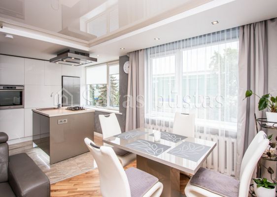 Išnuomojamas 2 kambarių butas miesto centre, Vilniaus g., Šiauliuose