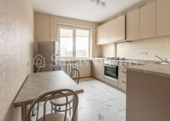 Išnuomojamas naujai suremontuotas 2 kambarių butas Molainių g. 40, Panevėžyje