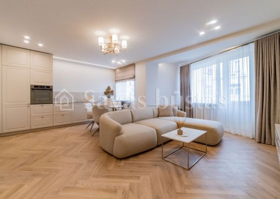 I&scaron;nuomojamas stilingas 2 kambarių butas &Scaron;iaulių bulvare &ndash; Vilniaus g. 217