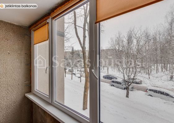 Išnuomojamas tvarkingas 2 – jų kambarių butas 2 – ame aukšte Dainų g. 6, Šiauliuose