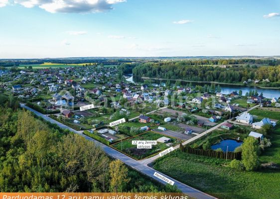Parduodamas 12 arų sodų paskirties žemės sklypas su pamatais sodo namo statybai Plungės r., Alksnėnų k., s/b "Ramunė", Ilgoji g.