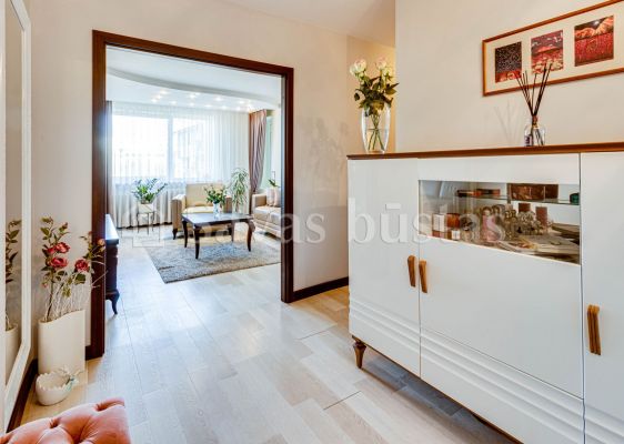 Parduodamas 2 kambarių butas ŠALIA CENTRO, 2 – AME AUKŠTE Baltupėnų g., Šiauliuose