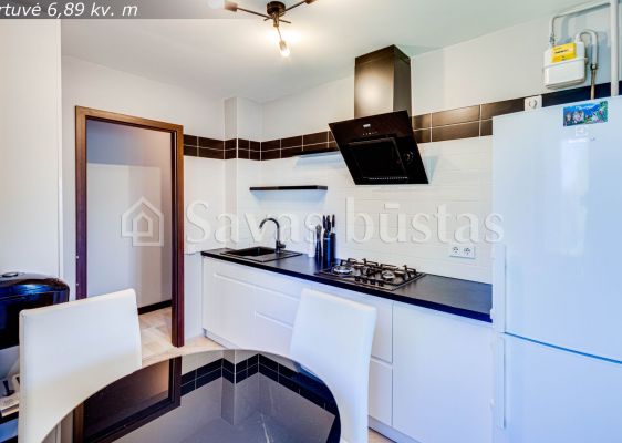 Parduodamas 2 kambarių butas ŠALIA CENTRO, 2 – AME AUKŠTE Baltupėnų g., Šiauliuose