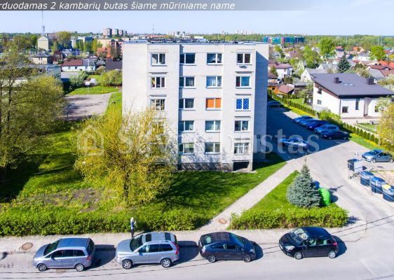 Parduodamas 2 kambarių butas ŠALIA CENTRO, 2 – AME AUKŠTE Baltupėnų g., Šiauliuose