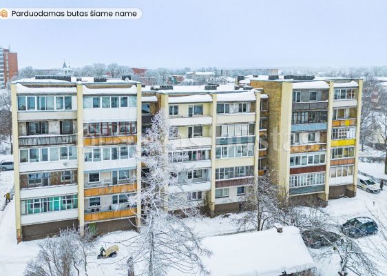 Parduodamas erdvus 1 kambario butas Radvili&scaron;kyje, J. Jaramino g.