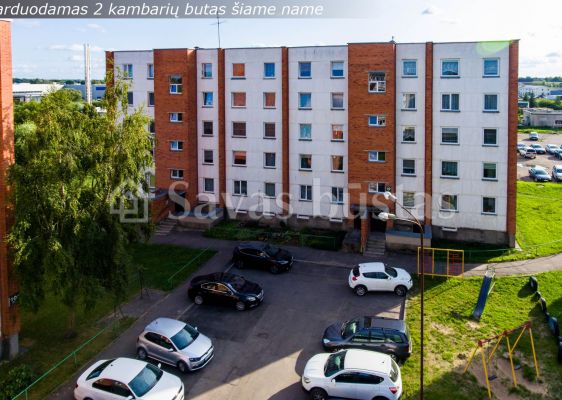 Parduodamas erdvus 2 kambarių butas Spindulio g. 10B, Šiauliuose