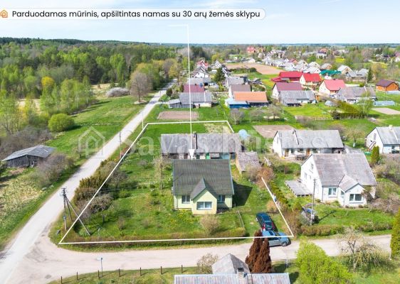Parduodamas mūrinis, apšiltintas namas su 30 arų žemės sklypu Mažeikių r., Palnosų k.