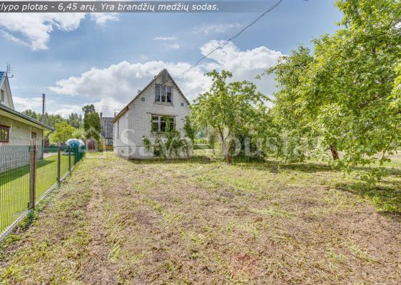 Parduodamas mūrinis sodo namas su 6,45 arų sklypu Šiauliuose, Ramunės Sodų 7-oji g.