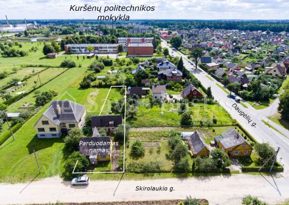 Parduodamas rąstinis namas su 10,92 arų žemės sklypu Skirolaukio g., Kuršėnuose