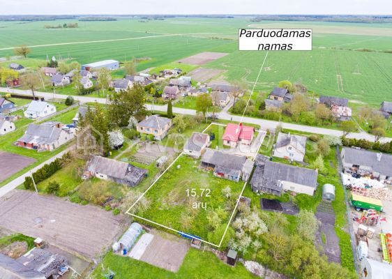 Parduodamas rąstinis namas su 15,72 arų žemės sklypu Beržų g., Bučiūnų k., Joniškio r.
