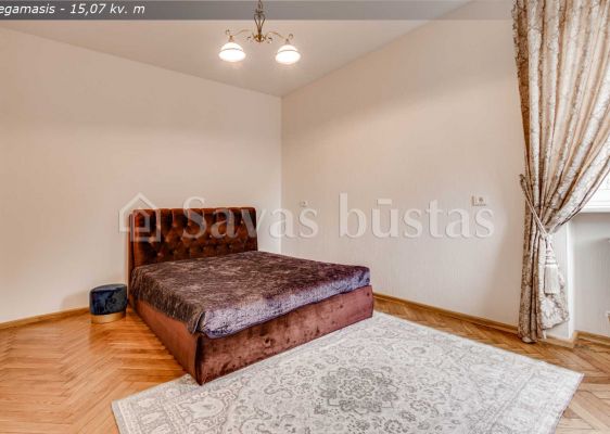 Parduodamas su autonominiu šildymu, itin tvarkingas bei erdvus 3 kambarių butas Šiaulių centre, Rūdės g., Šiauliuose