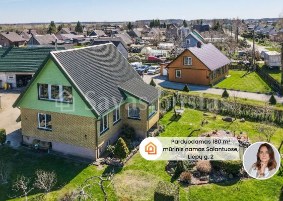 Parduodamas vieno auk&scaron;to su mansarda 180 m&sup2; mūrinis gyvenamasis namas Salantuose, Liepų g.