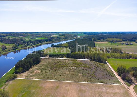 Šalia Nemuno, parduodamas 4,7 ha., žemės ūkio paskirties sklypas, Nemuno g., Naravų k., Prienų r.