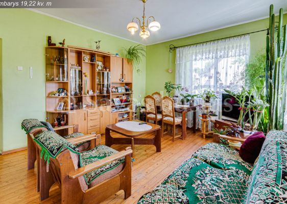 Parduodamas tvarkingas namas Kelmės rajone