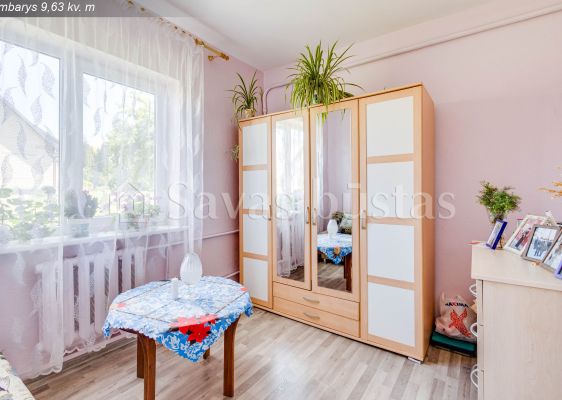 Parduodamas tvarkingas namas Kelmės rajone